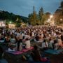 “L’odore della notte”, il cinema va in scena sul prato dell’Imbarchino nelle sere d’estate