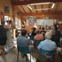 Un momento dell'incontro tra i residenti e la vicesindaca Bonino Un momento dell'incontro tra i residenti e la vicesindaca Bonino