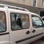 Auto vandalizzate, scippi e spaccio: l'allarme dei residenti di San Donato Auto vandalizzate, scippi e spaccio: l'allarme dei residenti di San Donato