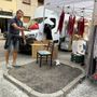 Aiuole-trappola e buche al mercato di corso Sebastopoli, scatta la petizione