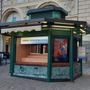 Una foto dello storico chiosco di piazza San Carlo Una foto dello storico chiosco di piazza San Carlo