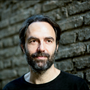 Neri Marcorè protagonista di Set in Scena