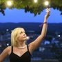 Una gara di stand-up comedy dedicata a Elisa Van Eynde. I genitori: &quot;Trasformaiamo il dolore in energia creativa&quot;