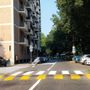 Interventi su dossi e attraversamenti per migliorare la visibilità e la sicurezza dei pedoni