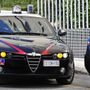Prova a rifarsi il guardaroba gratis, ma viene scoperta e denunciata