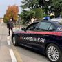 Pino, si finge Carabiniere per truffare una donna: arrestato dai militari