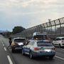 Incidente in tangenziale Nord: quattro veicoli coinvolti, traffico in tilt