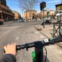Bici, monopattini e scooter in sharing tra Torino e la cintura: ecco gli operatori per i prossimi 3 anni