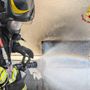 Incendio in alcune cantine di via Venasca: palazzo evacuato, 5 persone intossicate
