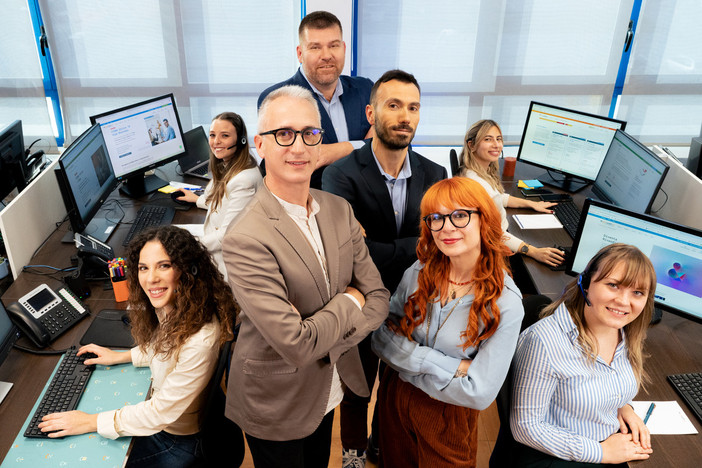 Ehiweb accelera nel 2025: crescita a doppia cifra, più fibra, più VoIP e una strategia che unisce infrastruttura e cultura digitale Ehiweb accelera nel 2025: crescita a doppia cifra, più fibra, più VoIP e una strategia che unisce infrastruttura e cultura digitale