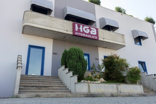 Componenti oleodinamici per macchine mobili: come scegliere le soluzioni più adatte