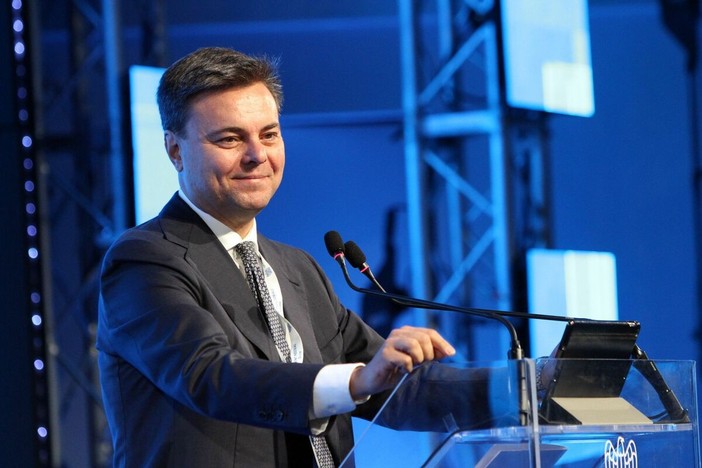 Il presidente dell’Unione Marco Gay mentre parla all’assemblea