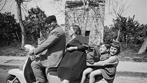 A Palazzo Barolo gli scatti in bianco e nero sull'Italia degli anni Sessanta