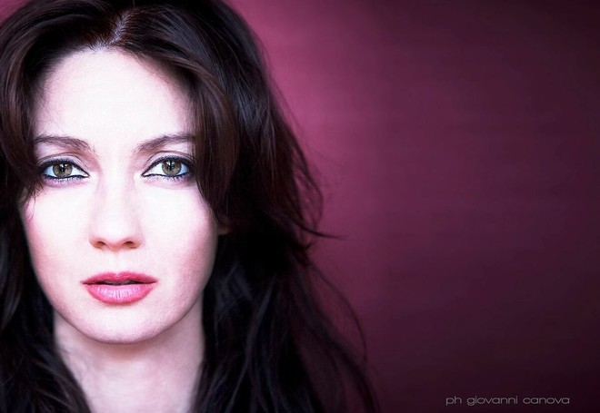 Al FolkClub, il live della cantautrice Patrizia Laquidara Al FolkClub, il live della cantautrice Patrizia Laquidara