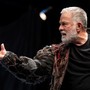 Classici, nuove voci e sfide contemporanee: il Teatro Stabile fa 70 anni e ci insegna a &quot;Essere umani&quot;