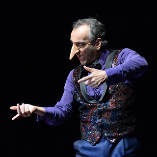 Teatro: Arturo Cirillo porta in scena “Cyrano de Bergerac” di Edmond Rostand