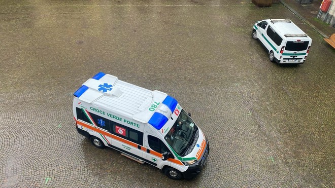 Pinerolo: prende a pugni un vigile, arrestato