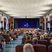 Un momento dell'incontro al teatro San Barnaba di Mirafiori sud