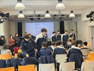 A Pino Torinese un confronto diretto con i ragazzi