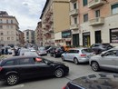 Ingorgo e clacson all'ora di punta: traffico “infernale” nel sabato di Porta Palazzo
