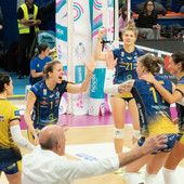 Le monvisine esultano (foto di Christian Bosio)