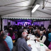 Mezzo secolo per la Pro loco di Rorà: si festeggia in piazza Fontana Mezzo secolo per la Pro loco di Rorà: si festeggia in piazza Fontana