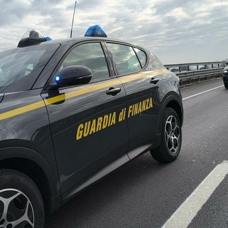 Truffe ed estorsioni "porta a porta" agli anziani: oltre 1.200 vittime in tutta Italia