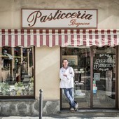 La pasticceria Brignone a Dronero: in foto Giorgio Brignone La pasticceria Brignone a Dronero: in foto Giorgio Brignone