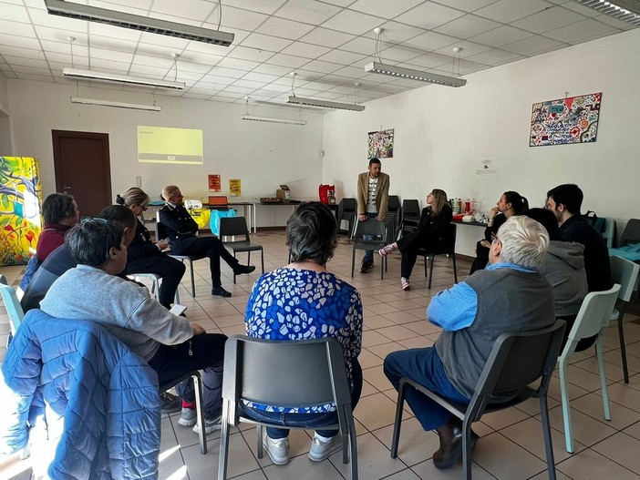 Truffe e raggiri, la Polizia locale incontra le persone con disabilità Truffe e raggiri, la Polizia locale incontra le persone con disabilità