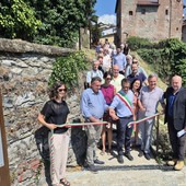 Le Terrazze Acaja di Pinerolo ‘si parlano’: inaugurate per gli eventi estivi Le Terrazze Acaja di Pinerolo ‘si parlano’: inaugurate per gli eventi estivi