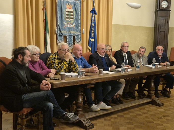 La conferenza di stasera La conferenza di stasera