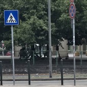 Spaccio a Lingotto, l'esasperazione dei residenti: "L'illegalità e il degrado sotto gli occhi di tutti" Spaccio a Lingotto, l'esasperazione dei residenti: "L'illegalità e il degrado sotto gli occhi di tutti"