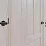Maniglie per porte: dettagli funzionali e di design per valorizzare ogni ambiente Maniglie per porte: dettagli funzionali e di design per valorizzare ogni ambiente