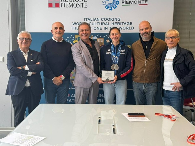 Il Piemonte premia la campionessa Anita Gastaldi, targa d'onore al Grattacielo della Regione Il Piemonte premia la campionessa Anita Gastaldi, targa d'onore al Grattacielo della Regione