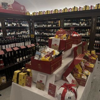 Da Biraghi Piazza San Carlo tornano i cesti natalizi, prenotabili con sconti fino al 30% Da Biraghi Piazza San Carlo tornano i cesti natalizi, prenotabili con sconti fino al 30%
