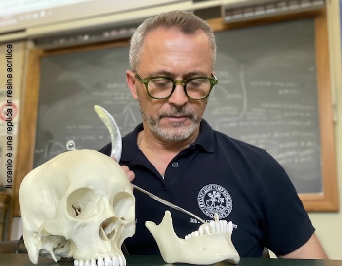 Il professor Nuzzolese, a Torino come a Bari: scienza e diritti umani nel nome dell’identità perduta Il professor Nuzzolese, a Torino come a Bari: scienza e diritti umani nel nome dell’identità perduta