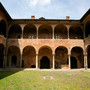 Castello delle Quattro Torri (Arignano) Castello delle Quattro Torri (Arignano)