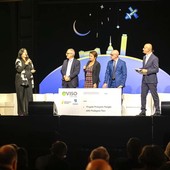 Durante il convegno dell’Ordine degli Ingegneri di Torino consegnato da eVISO un assegno a favore della Fondazione FARO Durante il convegno dell’Ordine degli Ingegneri di Torino consegnato da eVISO un assegno a favore della Fondazione FARO