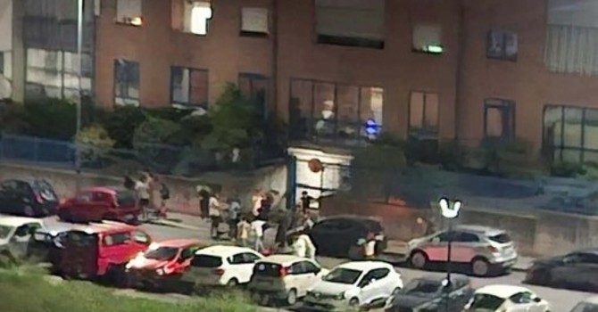 Allarme baby gang in via Fossata