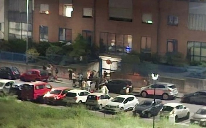 Allarme baby gang in via Fossata