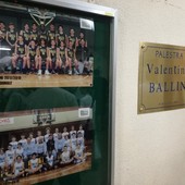 Palestra Valentino Ballin, targa