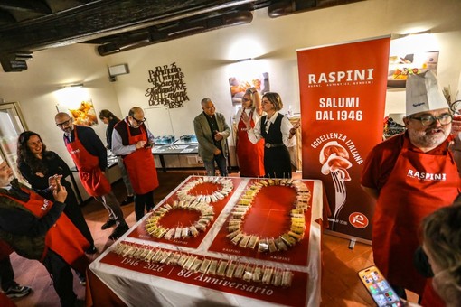 Celebrazioni per gli 80 anni di Raspini Celebrazioni per gli 80 anni di Raspini