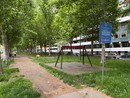 Al via la riqualificazione di tre giardini, altalene e scivoli pronti a settembre