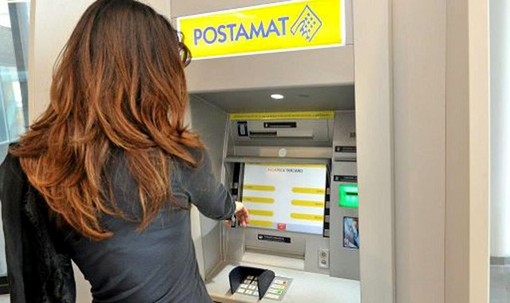 Poste Italiane installa un nuovo Postamat hi-tech grazie al progetto “Polis”