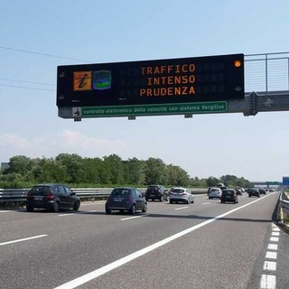 Esodo estivo, secondo weekend da bollino nero sulle strade: il picco fino a domani pomeriggio