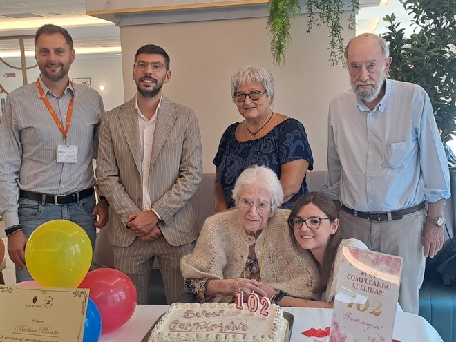 Festa per i 102 anni di Adelina Rita Mossetto