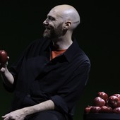 Andrea Pezzi, dall'Intelligenza artificiale a quella naturale: "A Teatro racconto cosa significa essere umani"