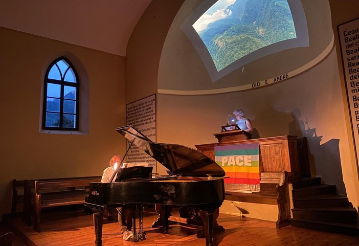 Musica da film al tempio di Serre, per ridare voce agli armonium della Chiesa valdese Musica da film al tempio di Serre, per ridare voce agli armonium della Chiesa valdese
