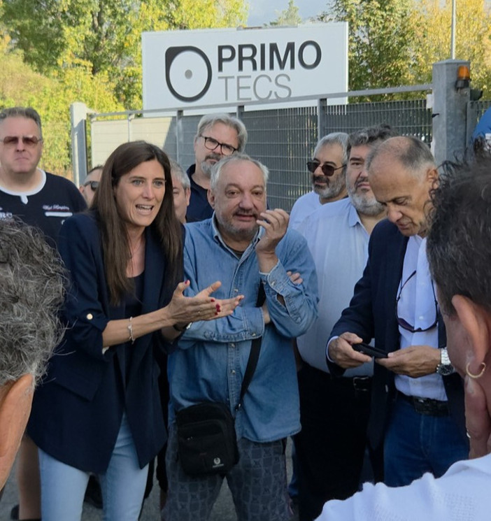 "Da 3 mesi senza cassa integrazione": presidio ai cancelli della Primotecs di Avigliana "Da 3 mesi senza cassa integrazione": presidio ai cancelli della Primotecs di Avigliana