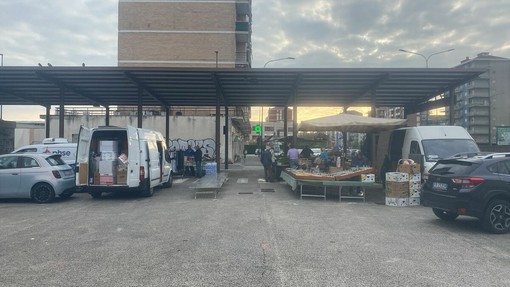 L'area mercatale, in crisi, di corso Grosseto